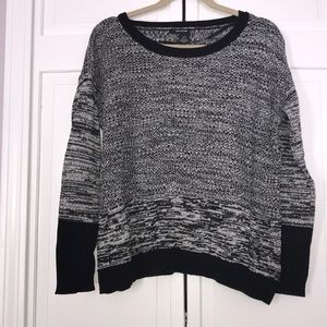 B&W knitted DKNY Jeans Sweater